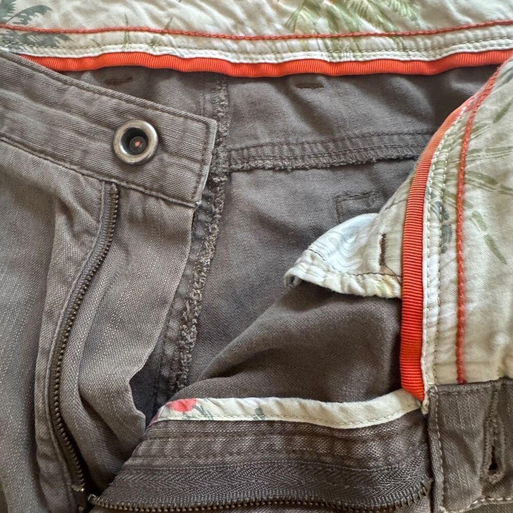 Tommy Bahama Pants Men's 36x32 Gray Flat Front Straight Leg Relaxed Fit - Picture 4 of 8